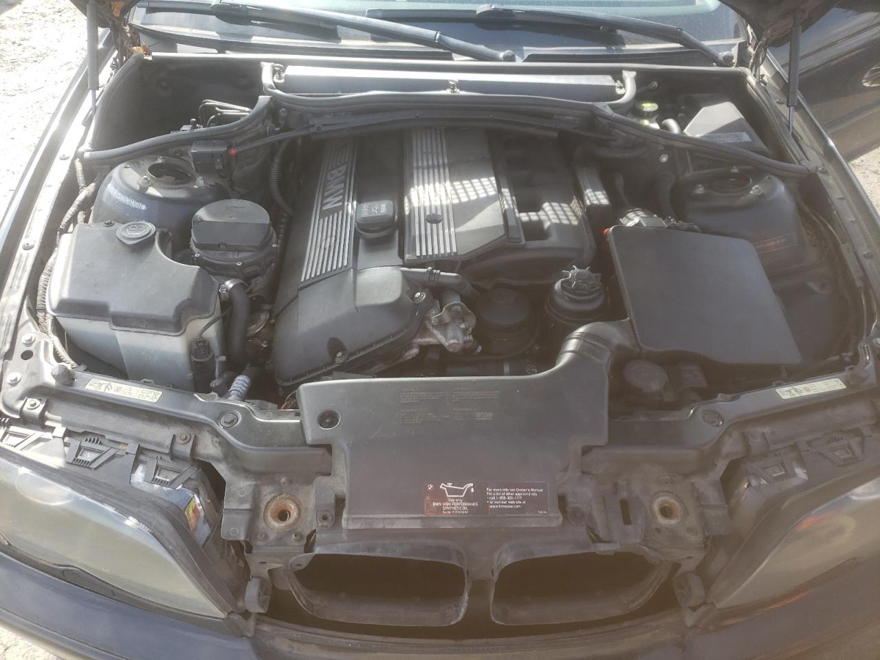 Photo 7 from auction – 2004 BMW 330 XI with VIN WBAEW53484PG11097