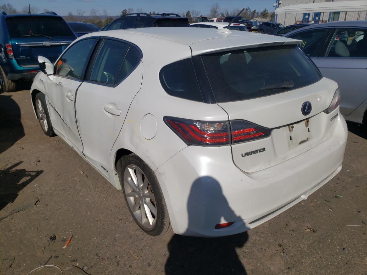 Photo 3 from auction – 2011 LEXUS CT 200 with VIN JTHKD5BH0B2039867