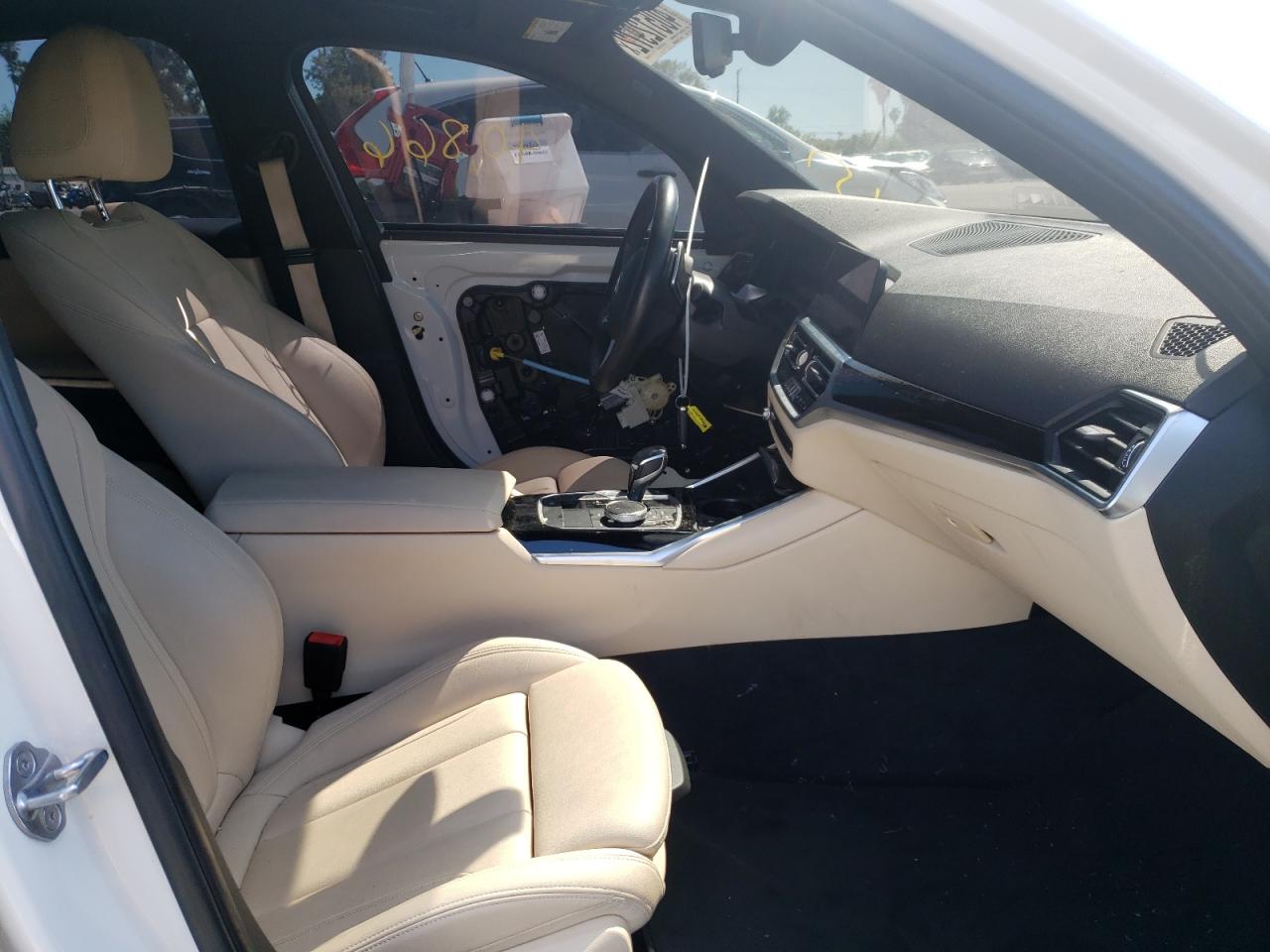 Photo 5 from auction – 2019 BMW 330I with VIN WBA5R1C53KAJ99287