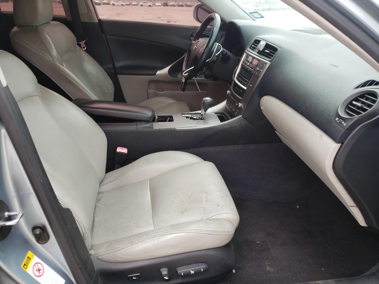 Photo 5 from auction – 2010 LEXUS IS 250 with VIN JTHBF5C25A5113852