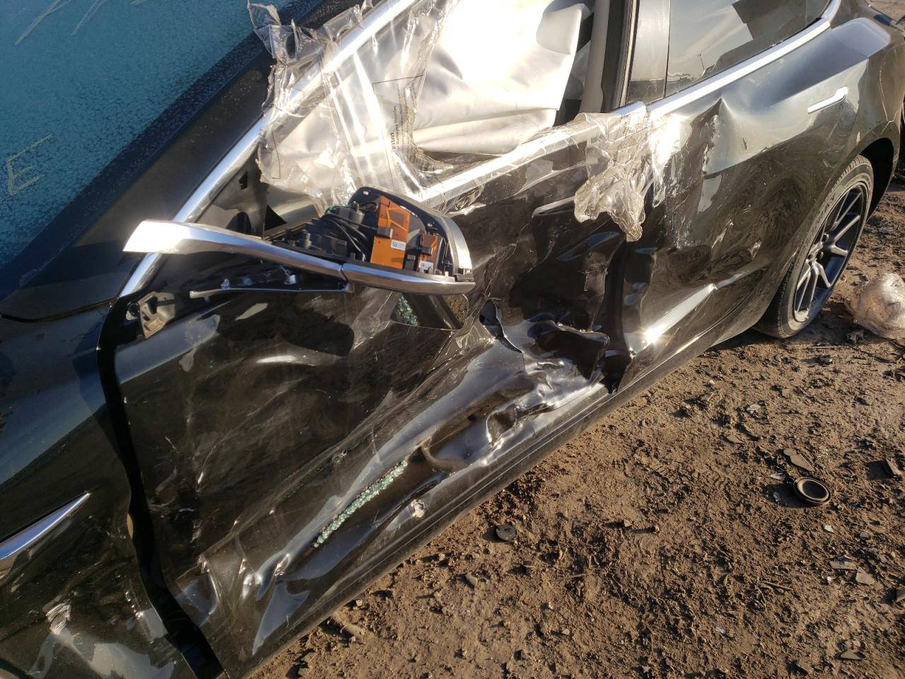 Photo 9 from auction – 2019 TESLA MODEL 3 with VIN 5YJ3E1EA9KF306107