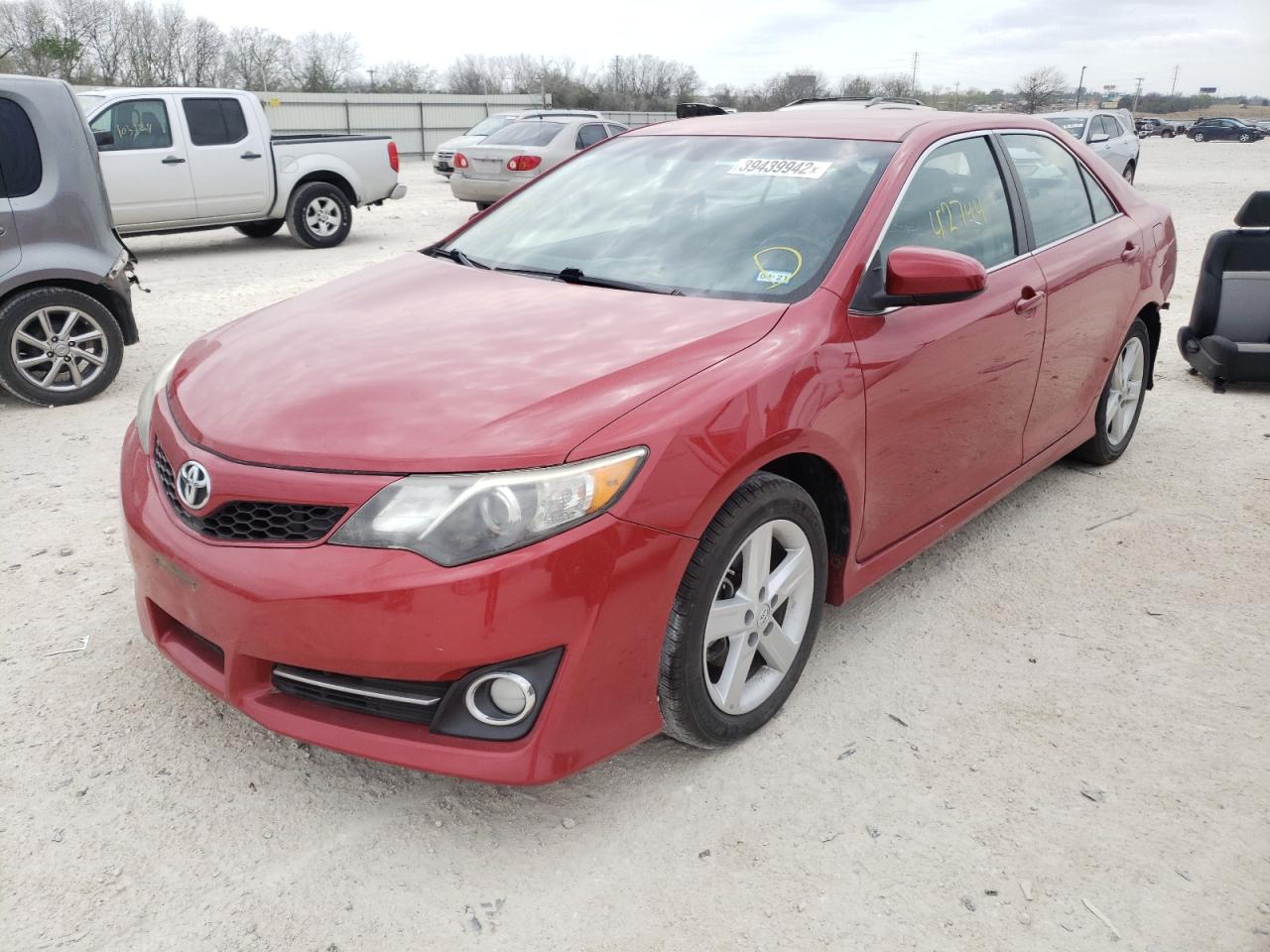 Photo 2 from auction – 2014 TOYOTA CAMRY L with VIN 4T1BF1FKXEU777710
