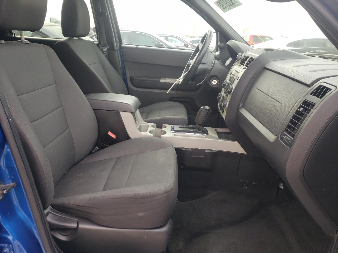 Photo 5 from auction – 2011 FORD ESCAPE XLT with VIN 1FMCU0D78BKB36629