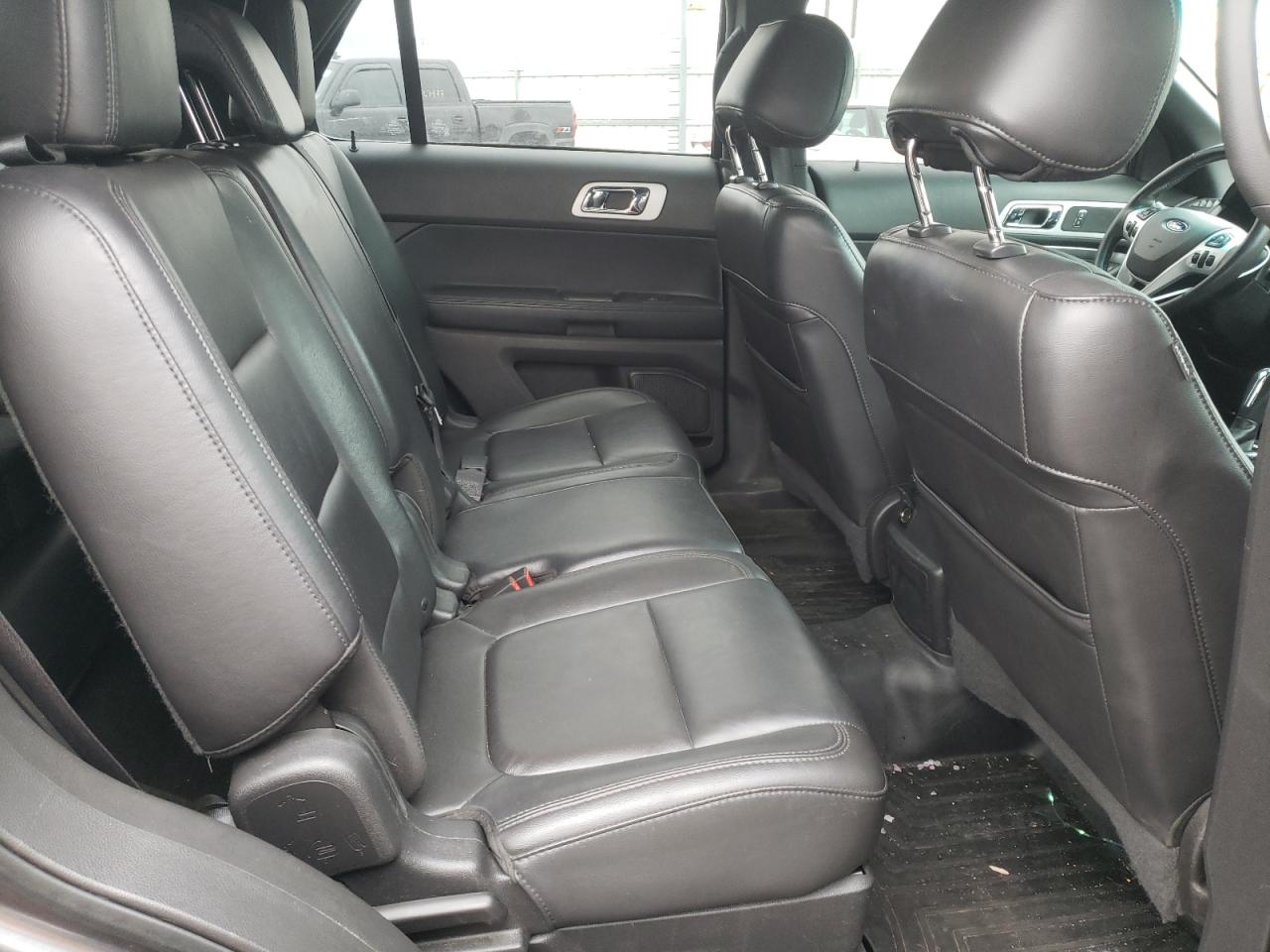 Photo 6 from auction – 2015 FORD EXPLORER X with VIN 1FM5K8D86FGB91370