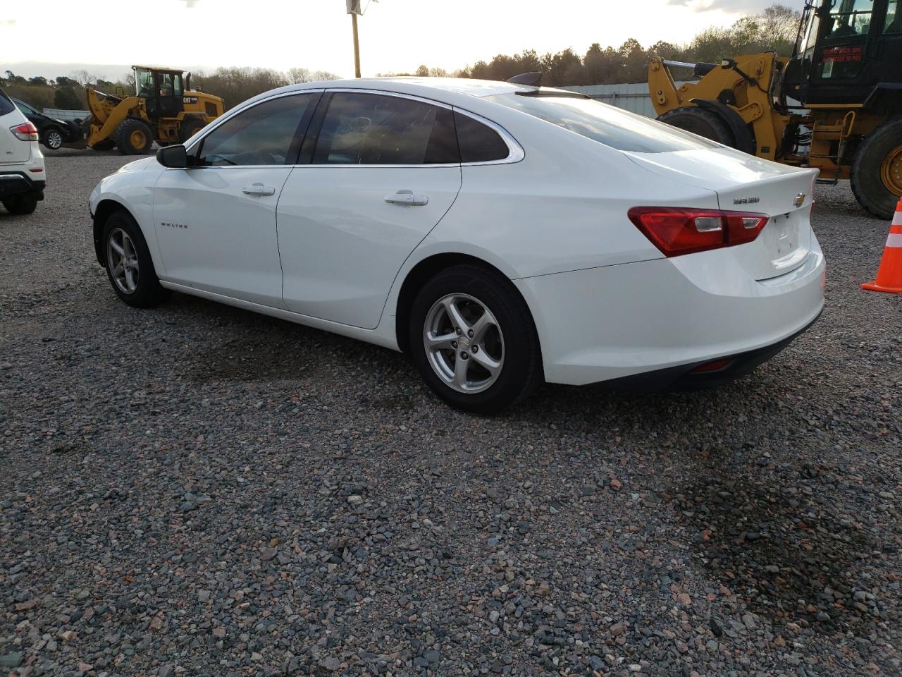 Photo 3 from auction – 2017 CHEVROLET MALIBU LS with VIN 1G1ZB5ST6HF214899