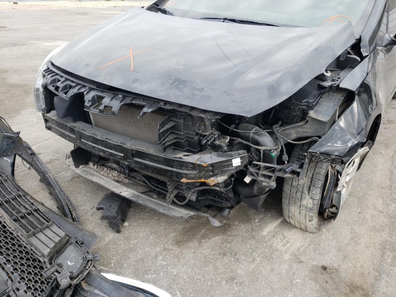 Photo 9 from auction – 2018 KIA FORTE LX with VIN 3KPFK4A78JE229218