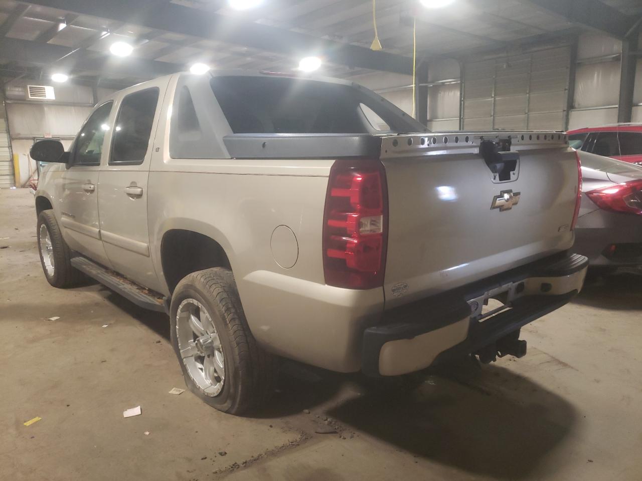 Photo 3 from auction – 2007 CHEVROLET AVALANCHE with VIN 3GNFK123X7G164483