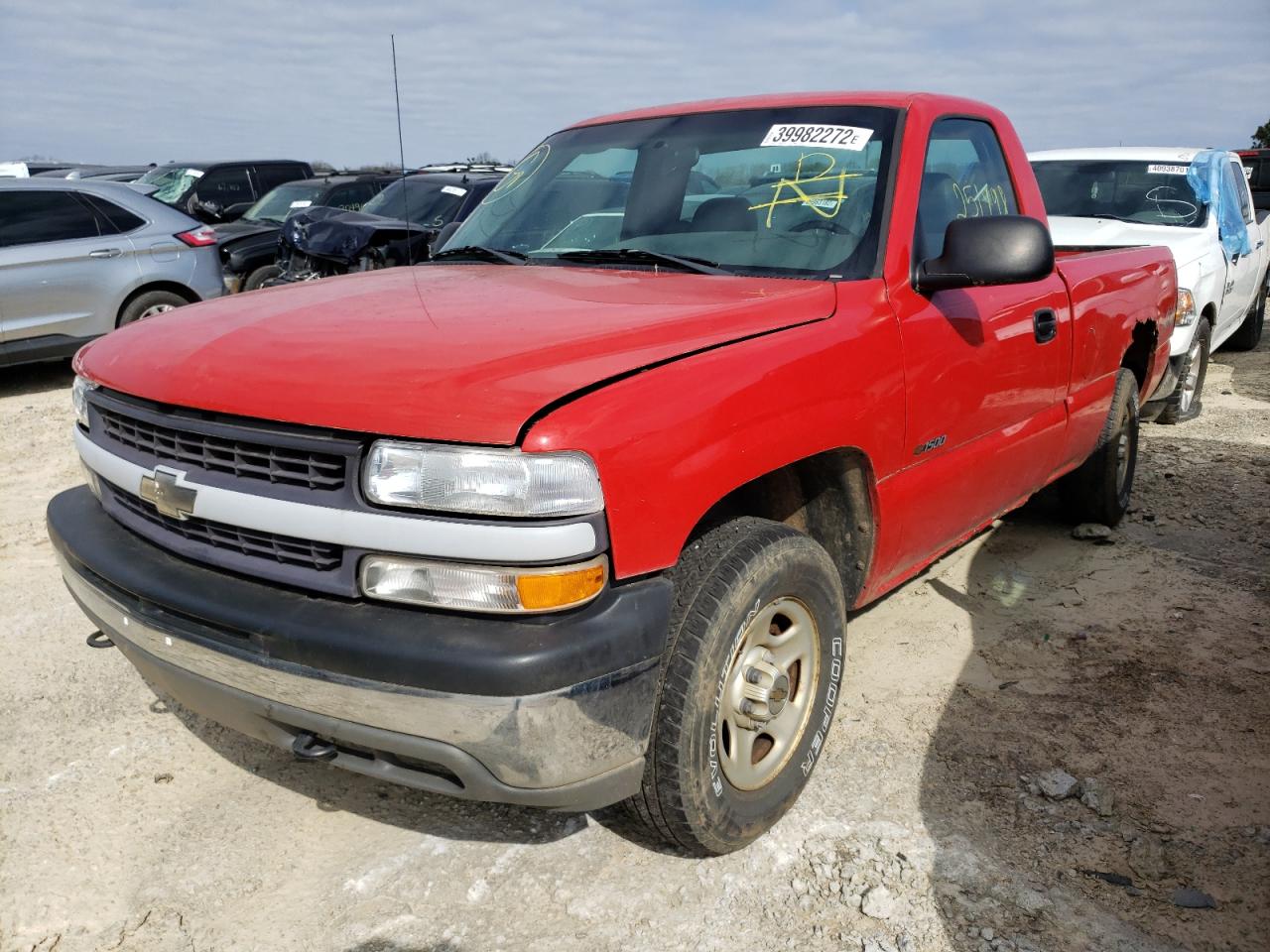 Photo 2 from auction – 2001 CHEVROLET SILVERADO with VIN 1GCEK14W51Z141597