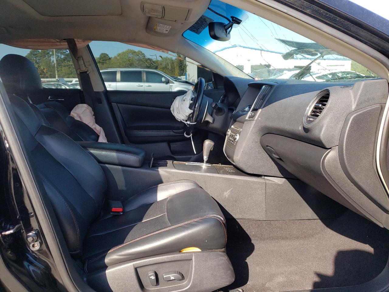 Photo 5 from auction – 2010 NISSAN MAXIMA S with VIN 1N4AA5AP1AC864426