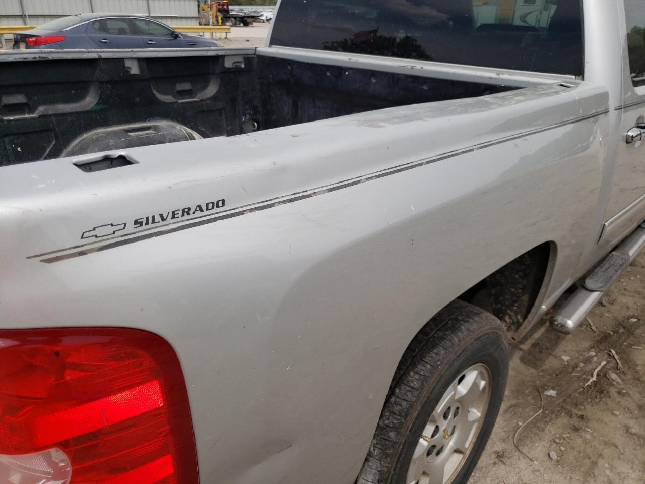 Photo 9 from auction – 2011 CHEVROLET SILVERADO with VIN 3GCPCSE35BG376521