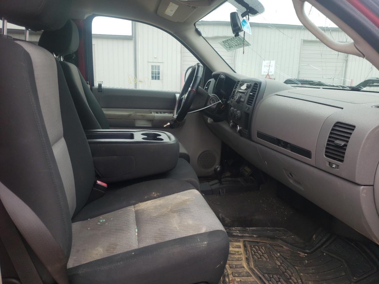Photo 5 from auction – 2007 CHEVROLET SILVERADO with VIN 1GCEK19J47Z642955