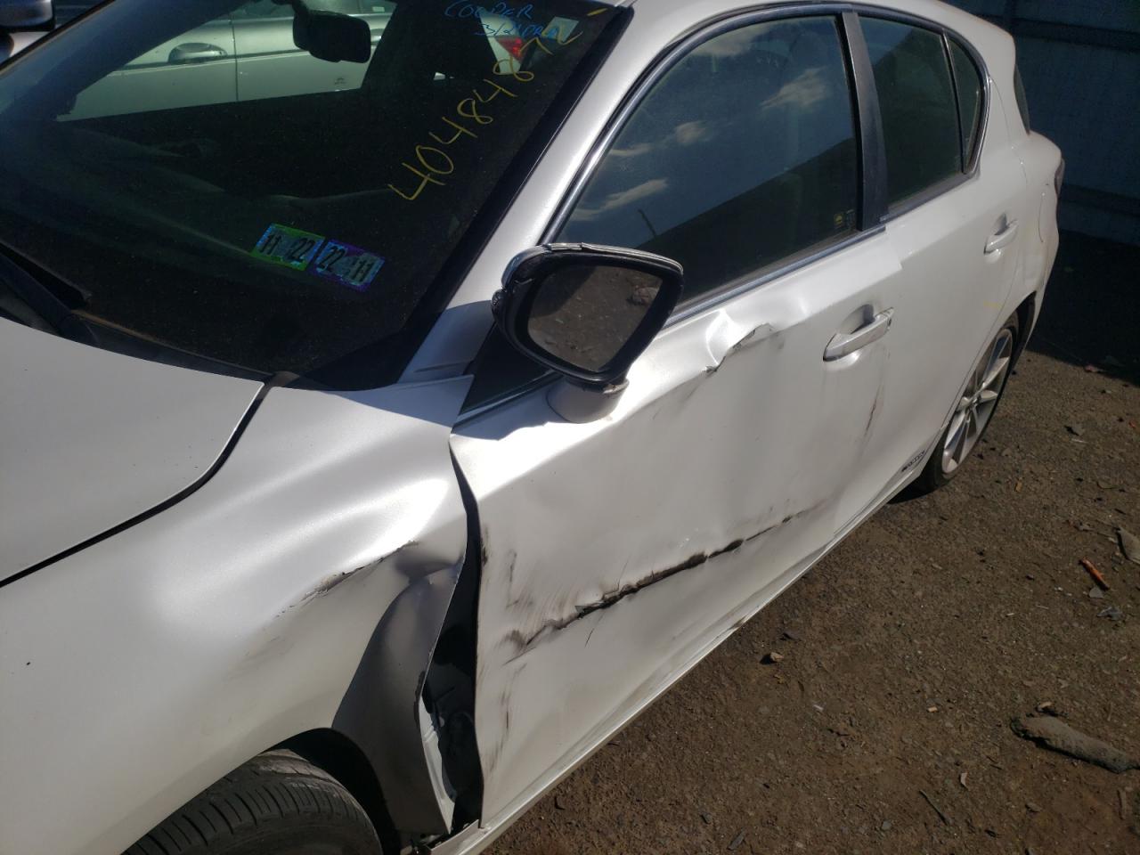 Photo 9 from auction – 2011 LEXUS CT 200 with VIN JTHKD5BH0B2039867