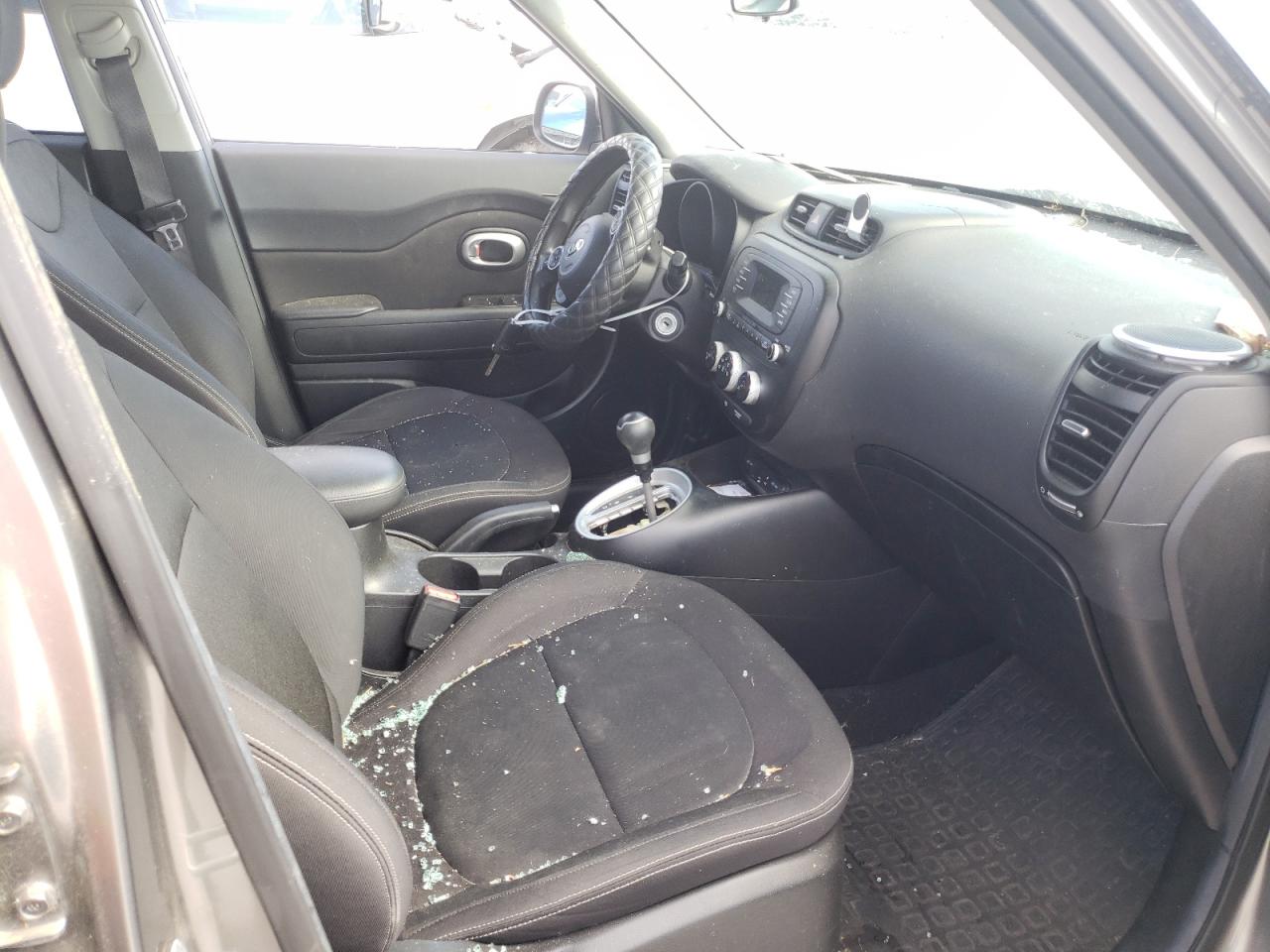 Photo 5 from auction – 2014 KIA SOUL with VIN KNDJN2A22E7062435