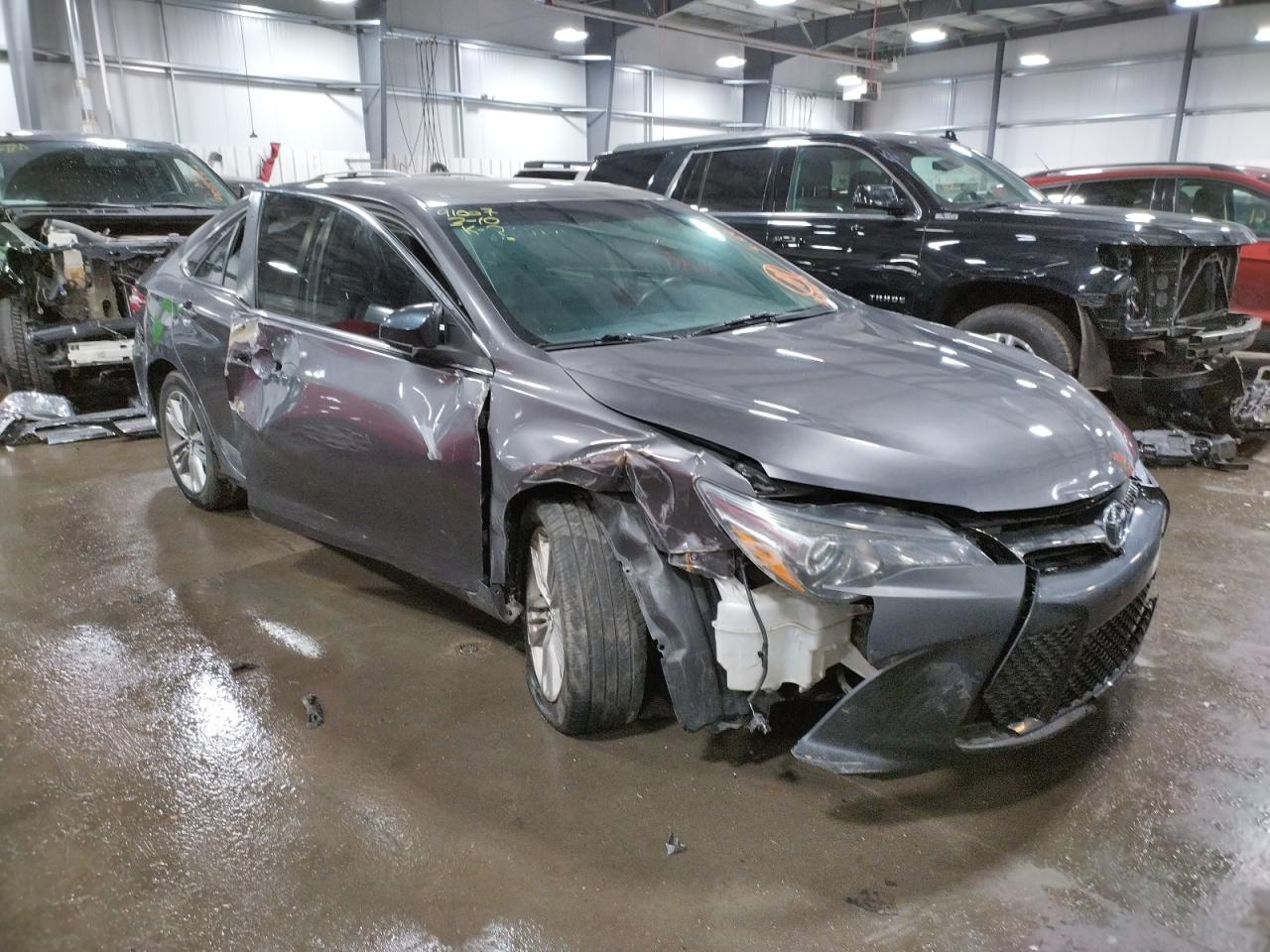 Photo 1 from auction – 2016 TOYOTA CAMRY LE with VIN 4T1BF1FK3GU223945