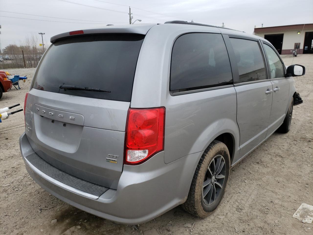 Photo 4 from auction – 2018 DODGE GRAND CARA with VIN 2C4RDGEG2JR213906