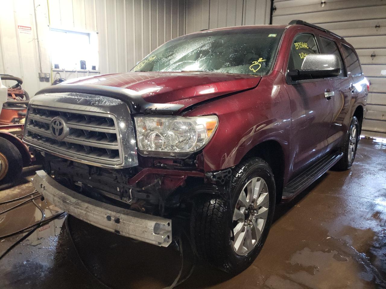 Photo 2 from auction – 2011 TOYOTA SEQUOIA LI with VIN 5TDJW5G16BS051520
