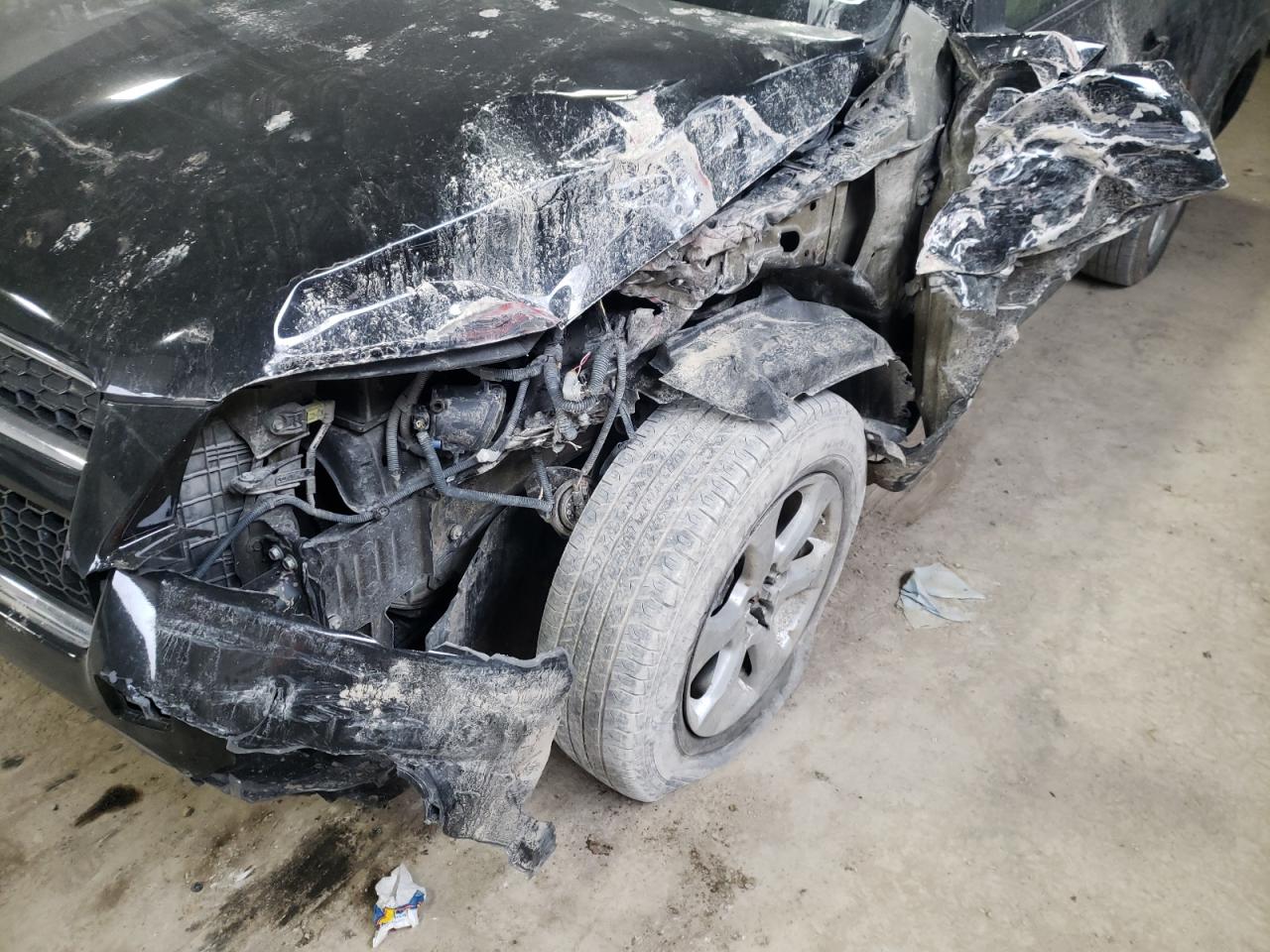 Photo 9 from auction – 2011 TOYOTA RAV4 LIMIT with VIN 2T3YF4DV2BW075196