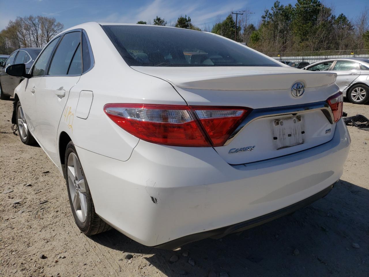 Photo 3 from auction – 2016 TOYOTA CAMRY LE with VIN 4T1BF1FK9GU193608