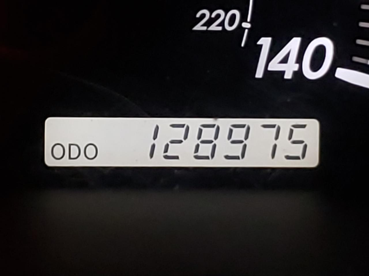 Photo 8 from auction – 2005 TOYOTA CAMRY LE with VIN 4T1BF32K85U590239