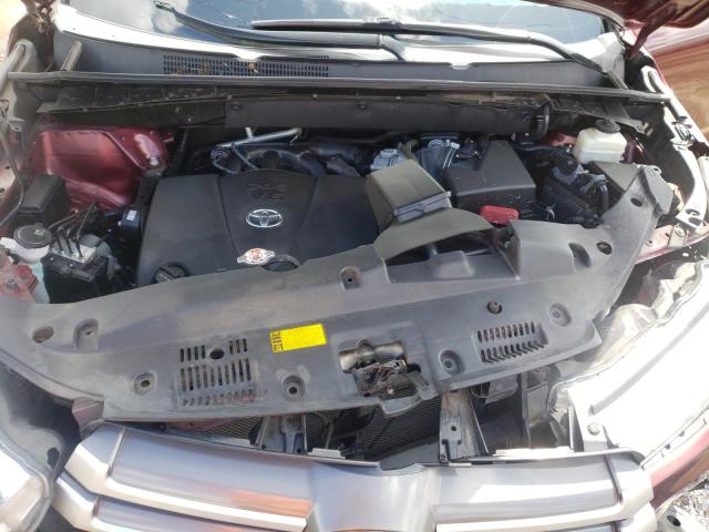 Photo 7 from auction – 2018 TOYOTA HIGHLANDER with VIN 5TDKZRFHXJS253762