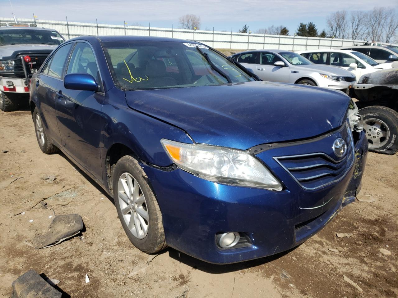 Photo 1 from auction – 2011 TOYOTA CAMRY SE with VIN 4T1BK3EK8BU614302