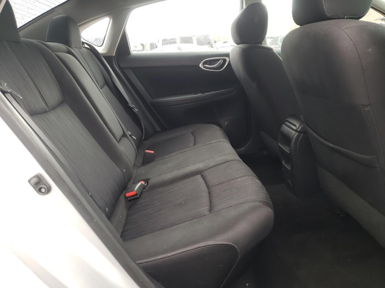 Photo 6 from auction – 2017 NISSAN SENTRA S with VIN 3N1AB7AP7HL665529