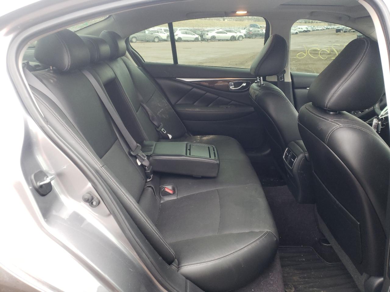 Photo 6 from auction – 2018 INFINITI Q50 LUXE with VIN JN1EV7AR4JM445559