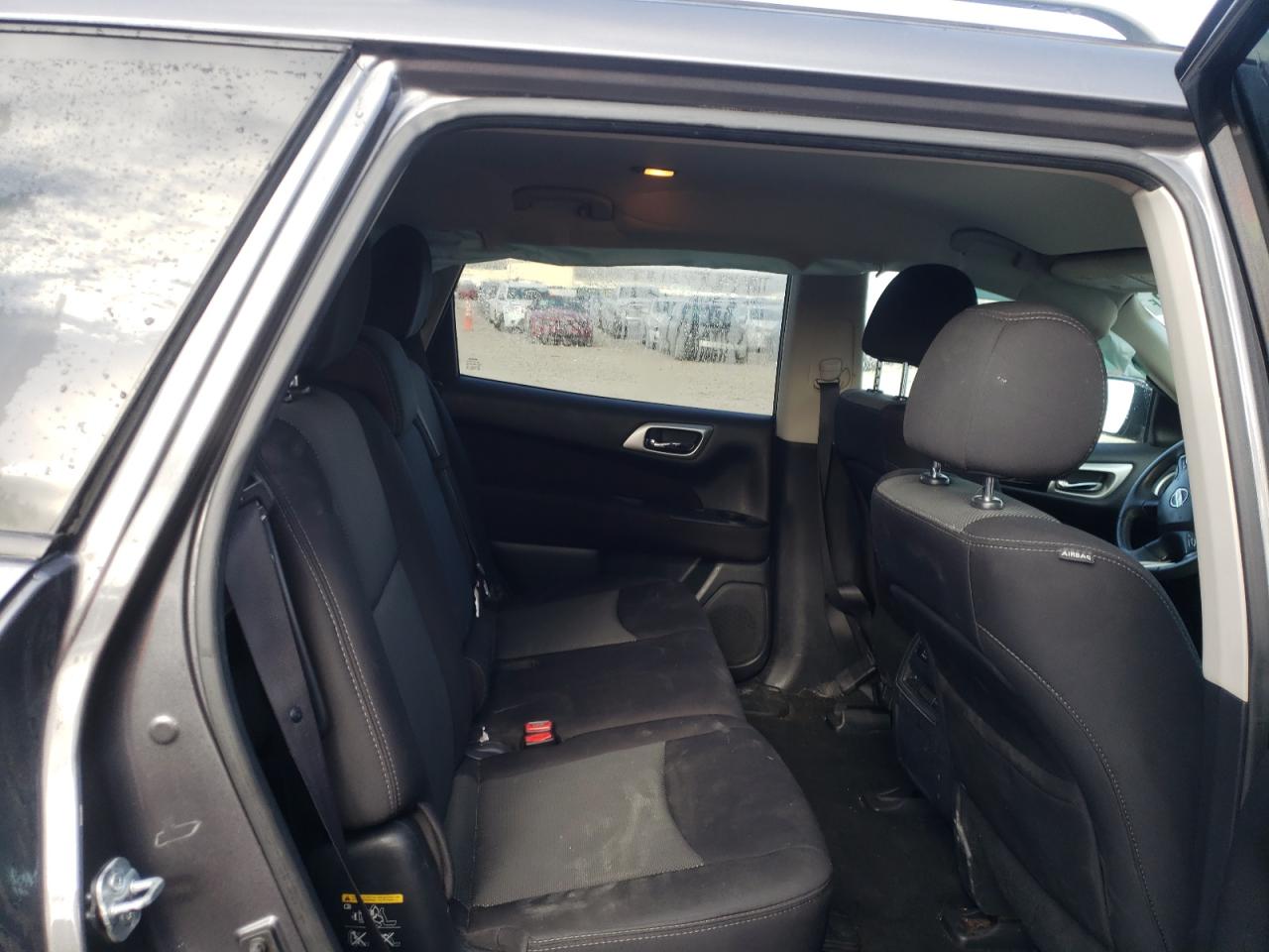 Photo 6 from auction – 2017 NISSAN PATHFINDER with VIN 5N1DR2MN0HC626033