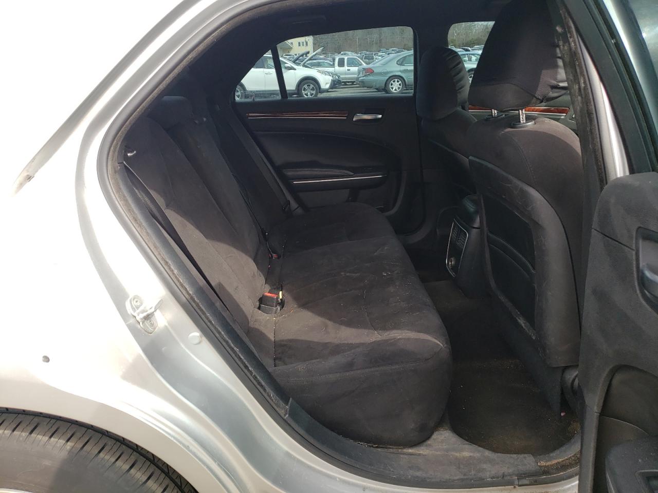 Photo 6 from auction – 2012 CHRYSLER 300 with VIN 2C3CCAAG8CH117738