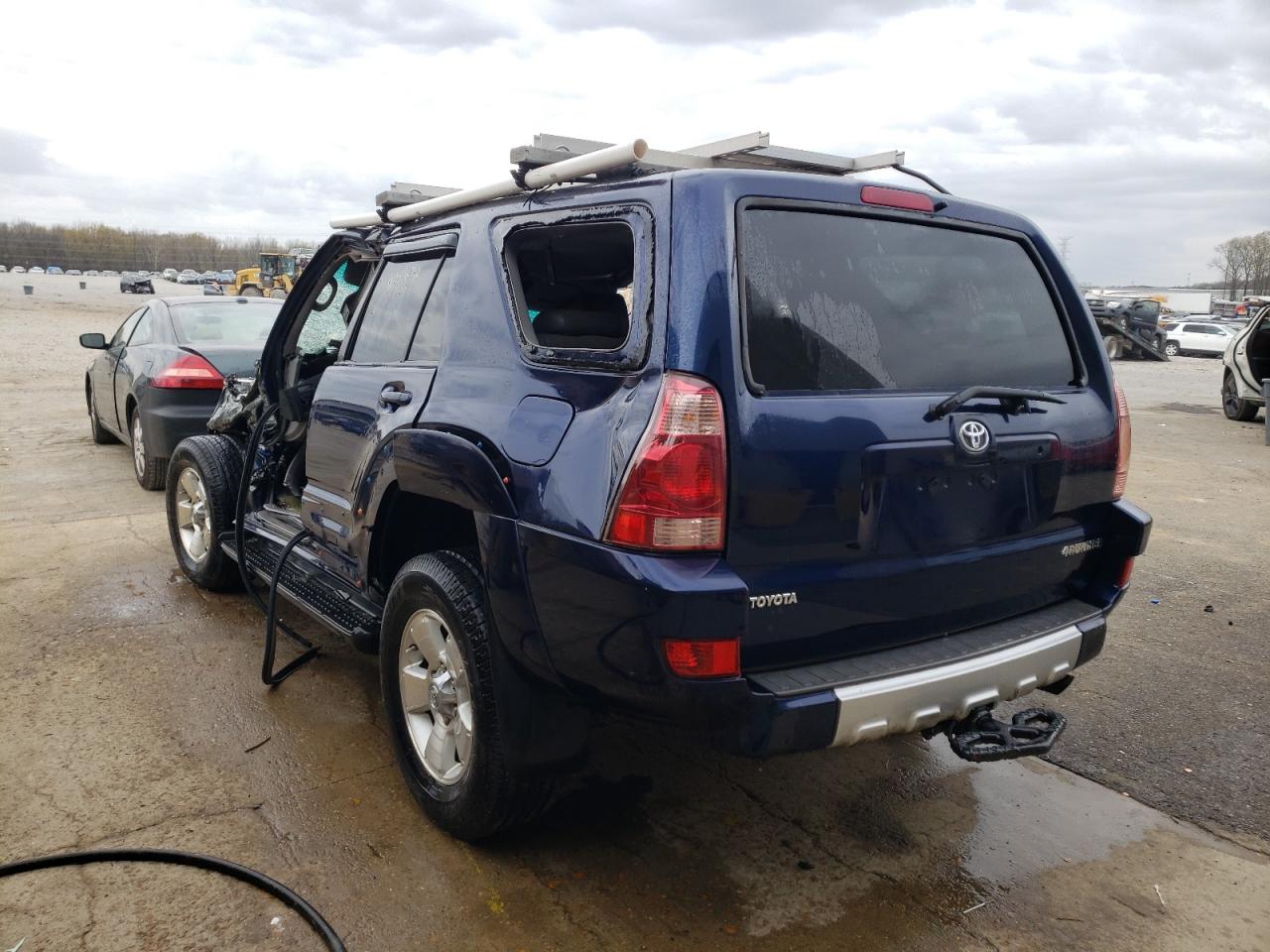 Photo 3 from auction – 2004 TOYOTA 4RUNNER SR with VIN JTEZU14R648017575