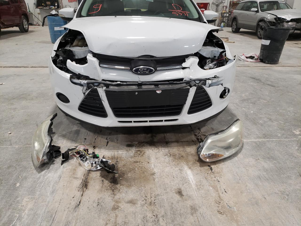 Photo 9 from auction – 2014 FORD FOCUS SE with VIN 1FADP3K26EL225371