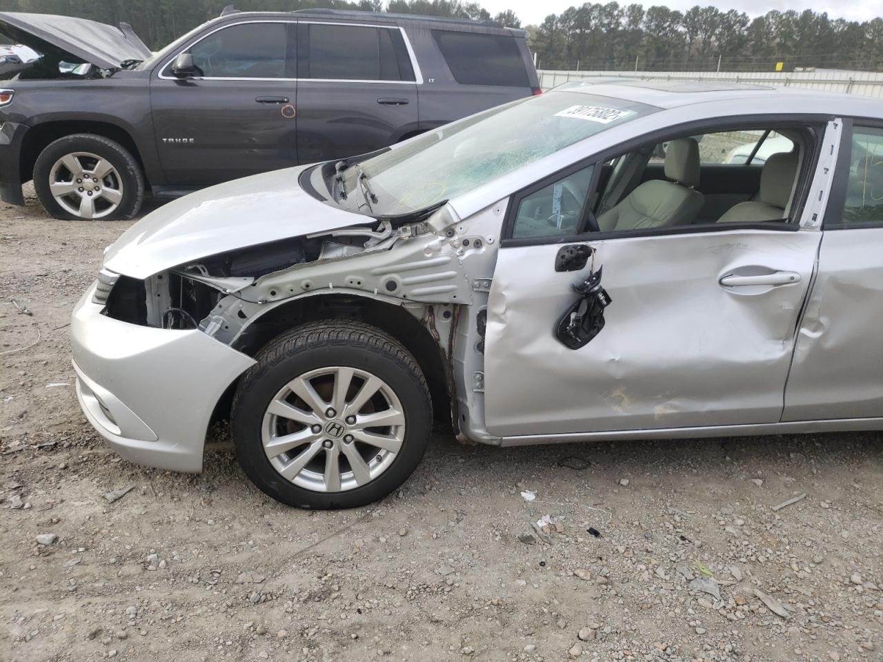 Photo 9 from auction – 2012 HONDA CIVIC EXL with VIN 19XFB2F97CE004113