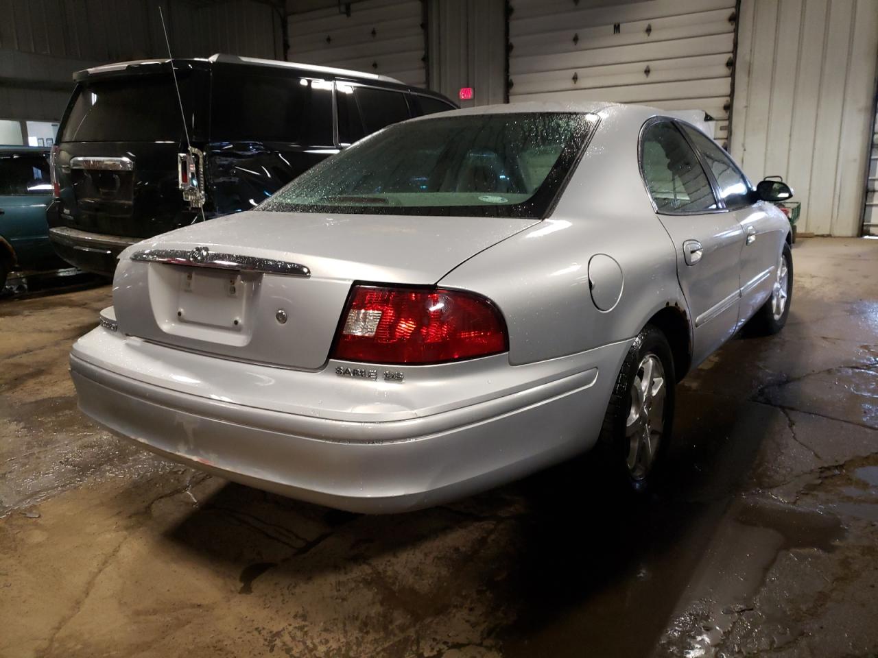 Photo 4 from auction – 2002 MERCURY SABLE GS with VIN 1MEFM50U32G621370