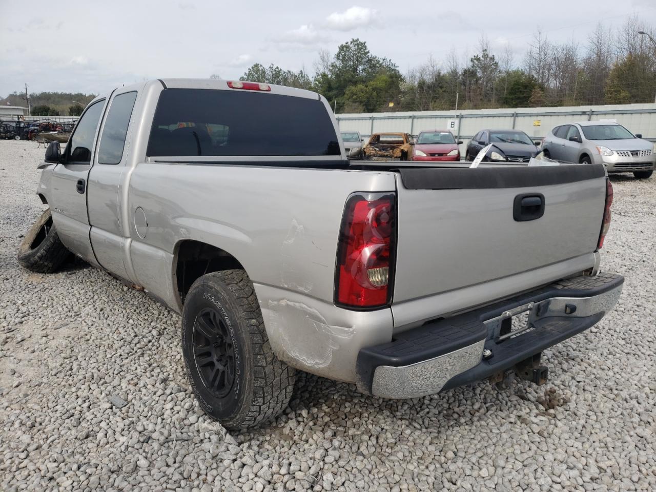 Photo 3 from auction – 2004 CHEVROLET SILVERADO with VIN 2GCEK19T141198021