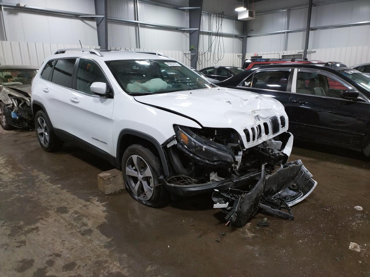 JEEP CHEROKEE L 2019 with VIN 1C4PJMDX8KD491908 - Photo from auction