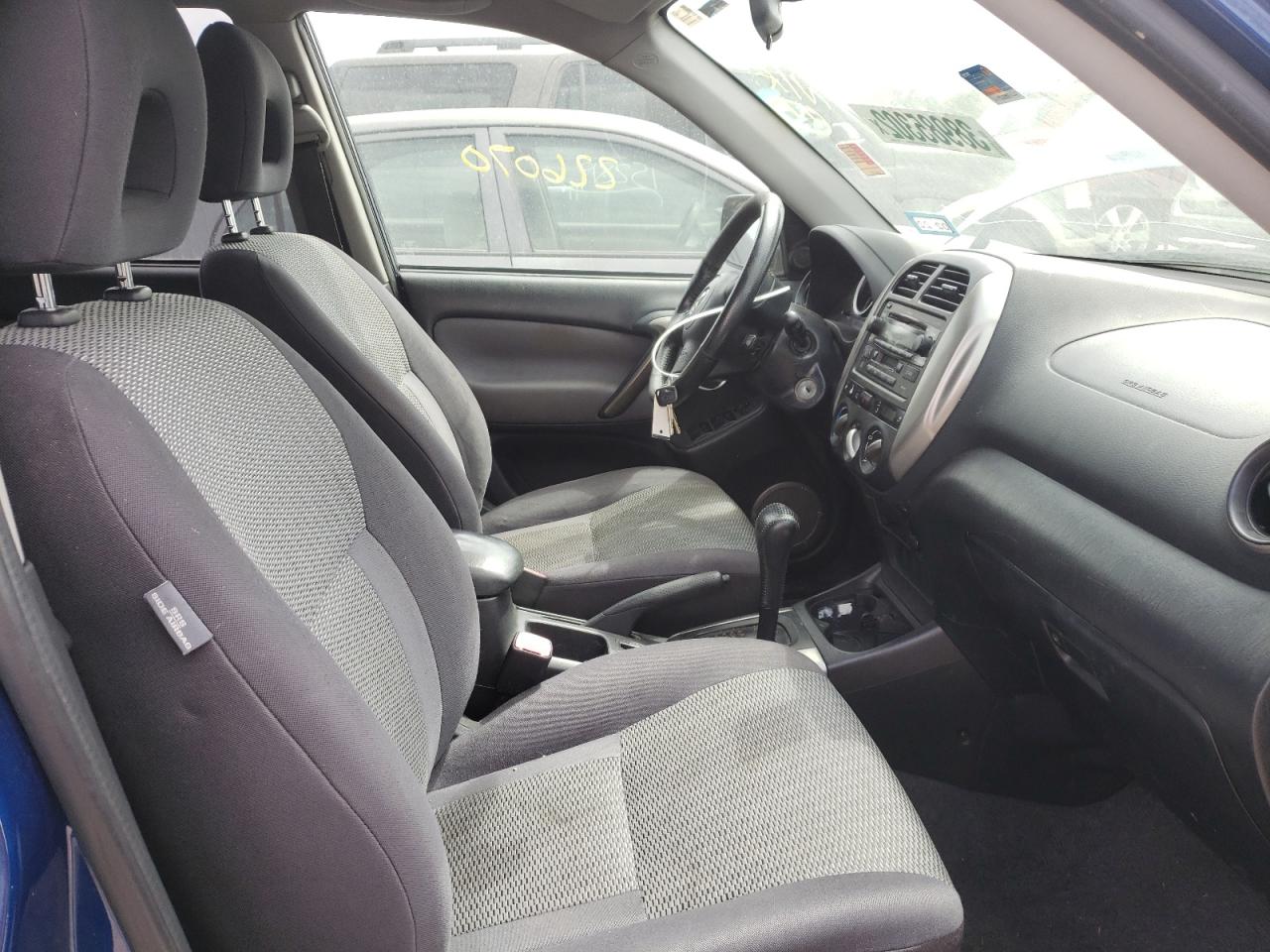 Photo 5 from auction – 2004 TOYOTA RAV4 with VIN JTEHD20V546005806
