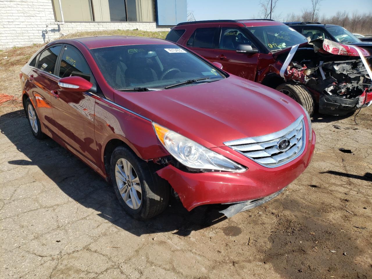 HYUNDAI SONATA GLS 2014 with VIN 5NPEB4AC6EH887422 - Photo from auction