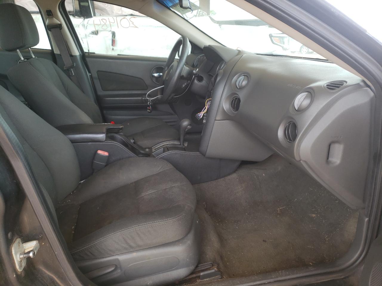 Photo 5 from auction – 2004 PONTIAC GRAND PRIX with VIN 2G2WP522541303825