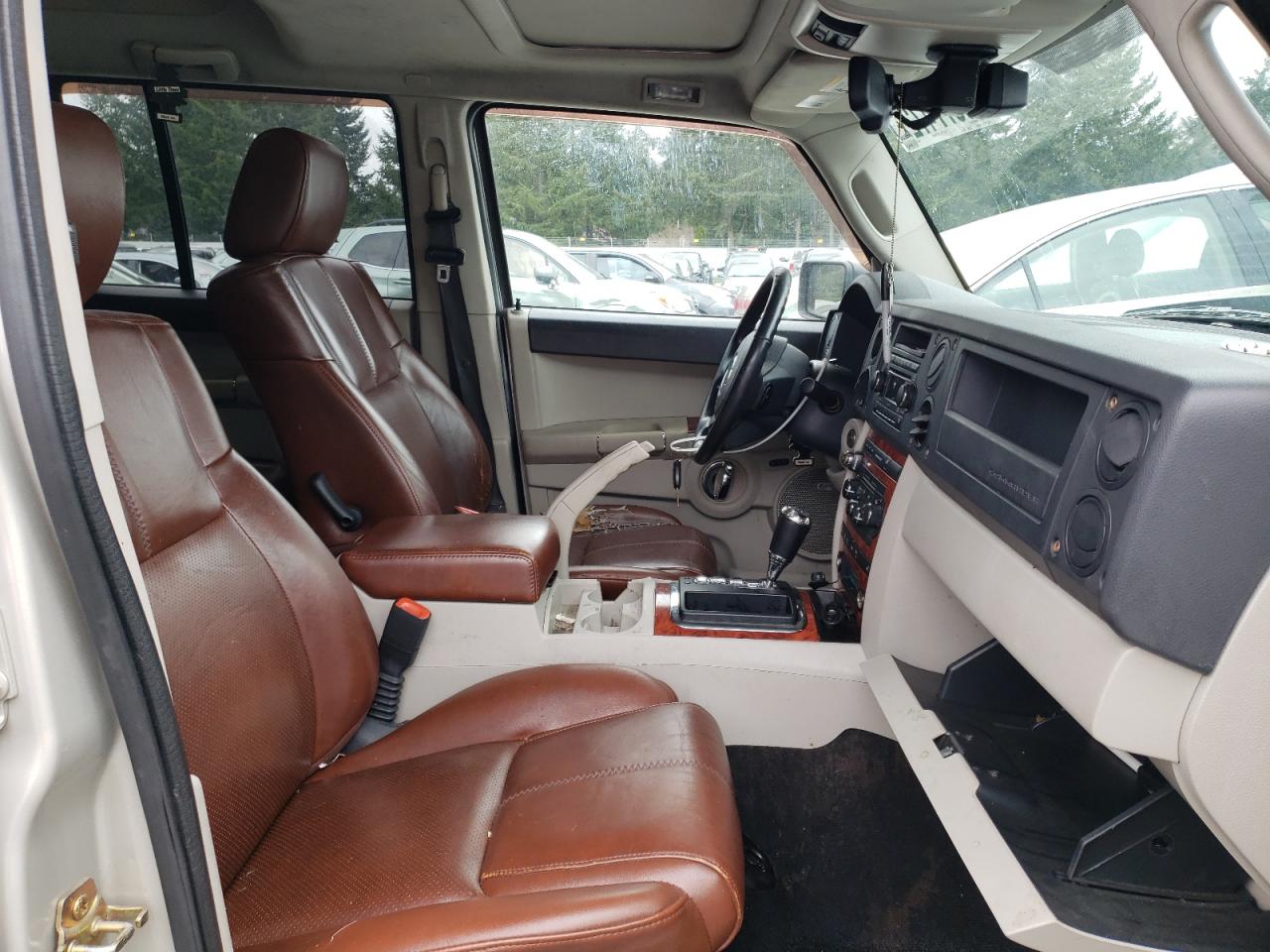Photo 5 from auction – 2007 JEEP COMMANDER with VIN 1J8HH58P27C637810