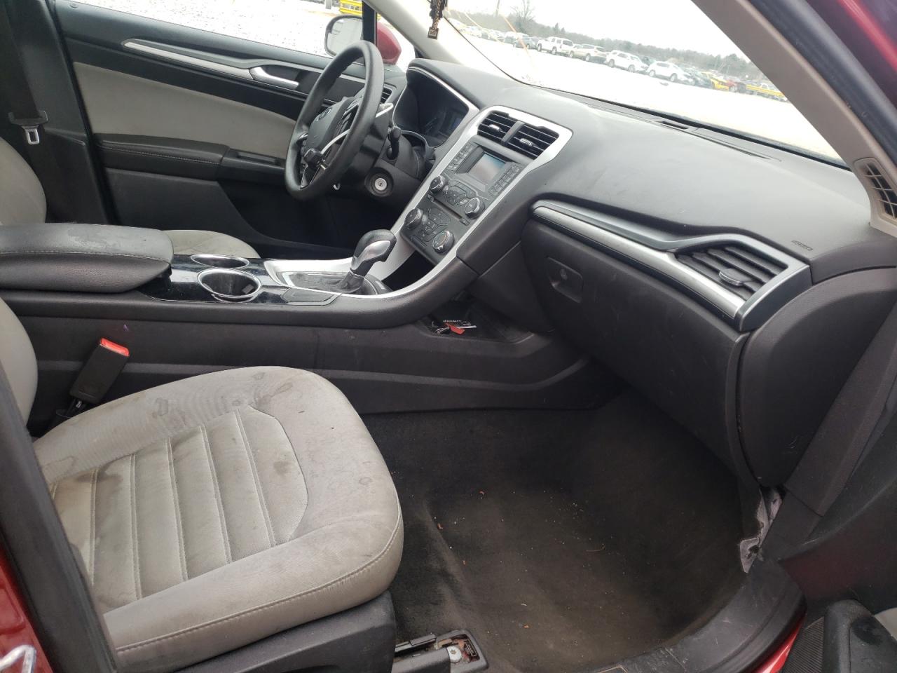 Photo 5 from auction – 2013 FORD FUSION S with VIN 3FA6P0G74DR107055