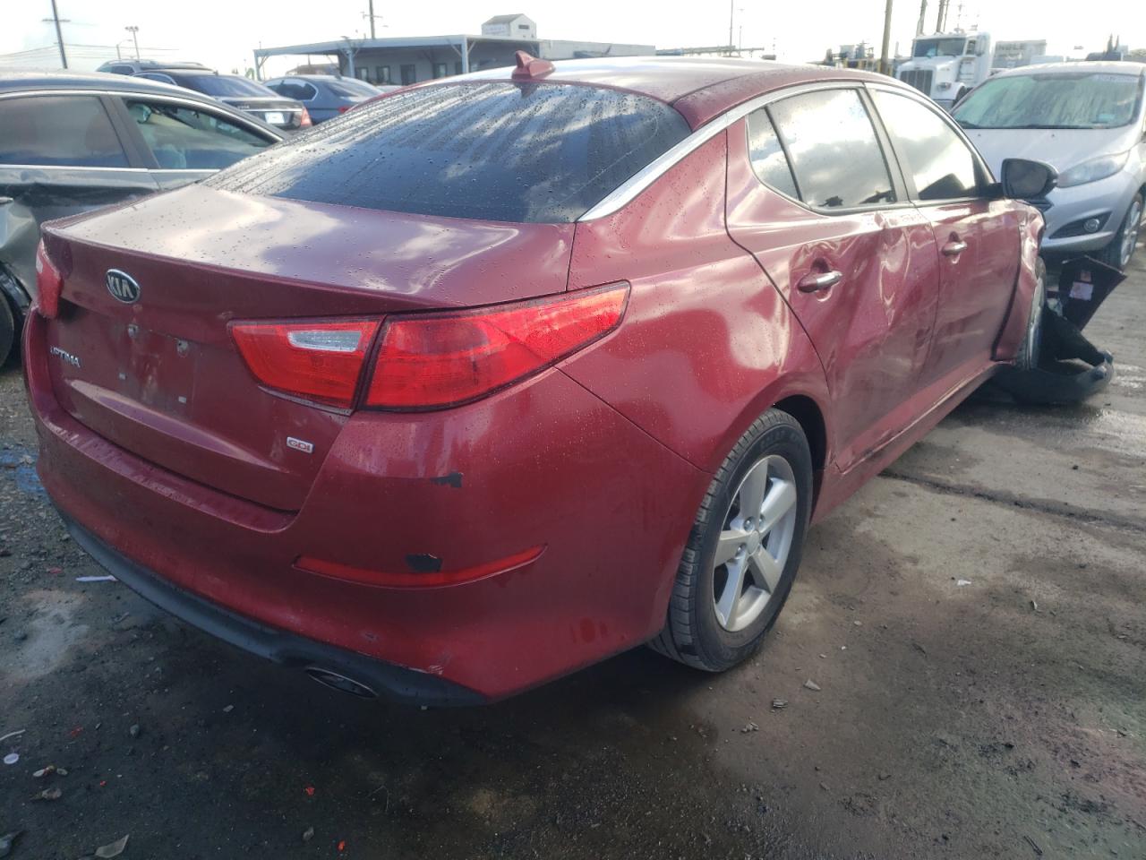 Photo 4 from auction – 2015 KIA OPTIMA LX with VIN 5XXGM4A71FG491904