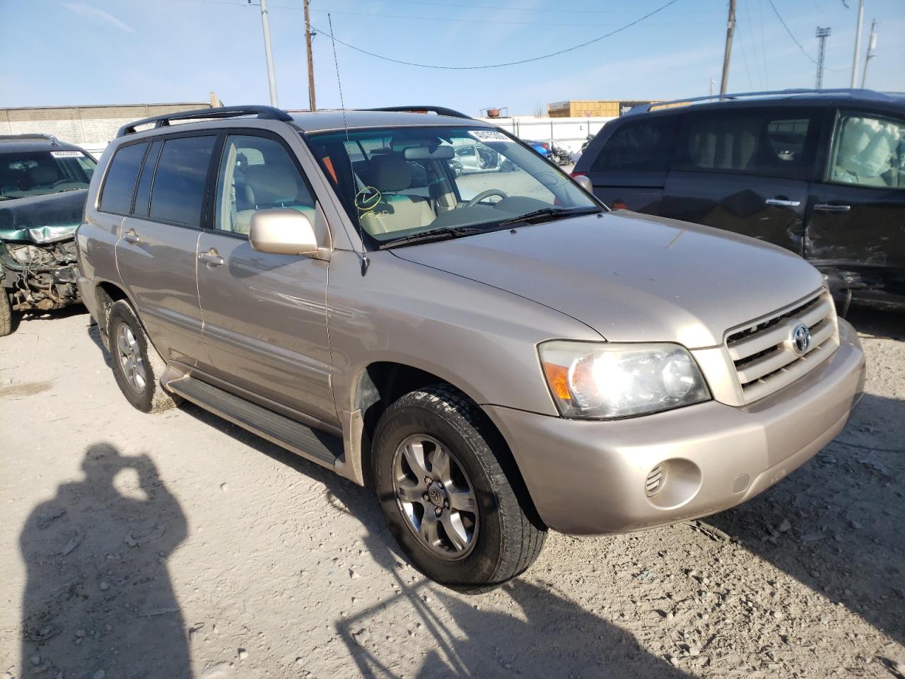 TOYOTA HIGHLANDER 2005 with VIN JTEEP21AX50069172 - Photo from auction