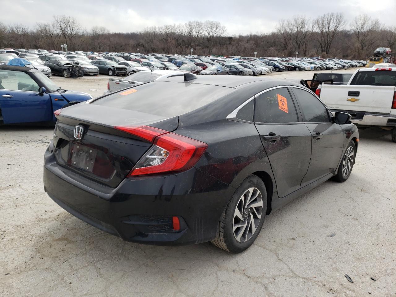 Photo 4 from auction – 2017 HONDA CIVIC EX with VIN 19XFC2F76HE016773