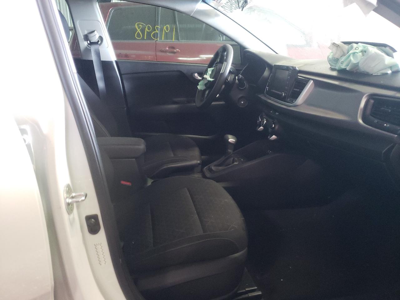 Photo 5 from auction – 2020 KIA RIO with VIN 3KPA24AD5LE359265