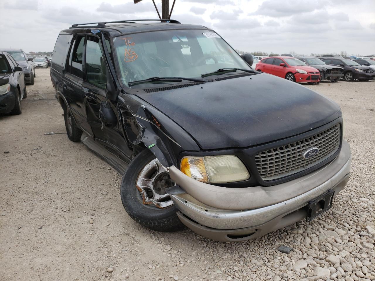 FORD EXPEDITION 2002 with VIN 1FMRU17L22LA11953 - Photo from auction
