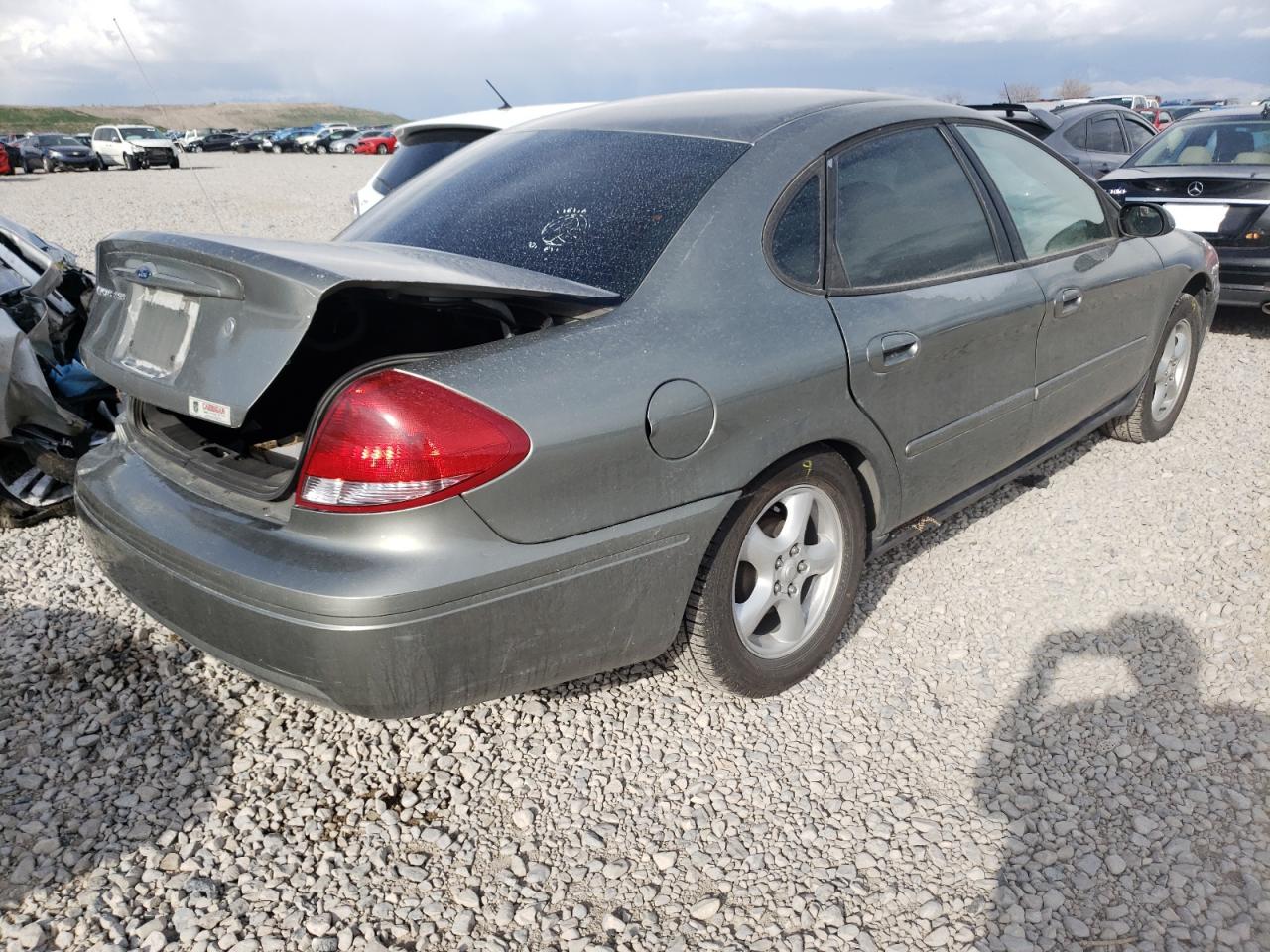 Photo 4 from auction – 2004 FORD TAURUS SES with VIN 1FAFP55U24G100411