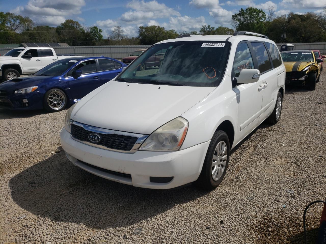 Photo 2 from auction – 2011 KIA SEDONA LX with VIN KNDMG4C72B6403815