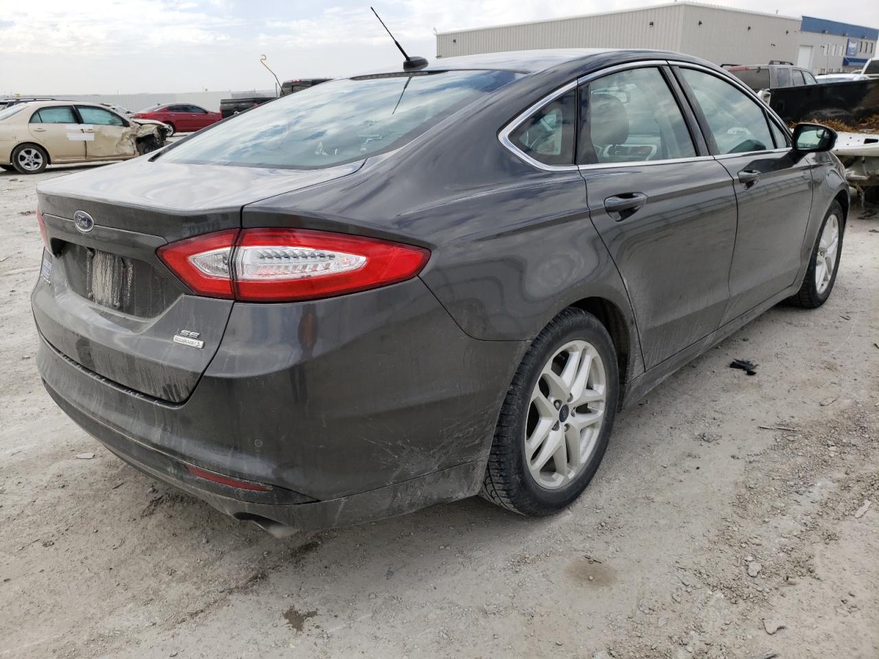 Photo 4 from auction – 2015 FORD FUSION SE with VIN 1FA6P0HD2F5122776