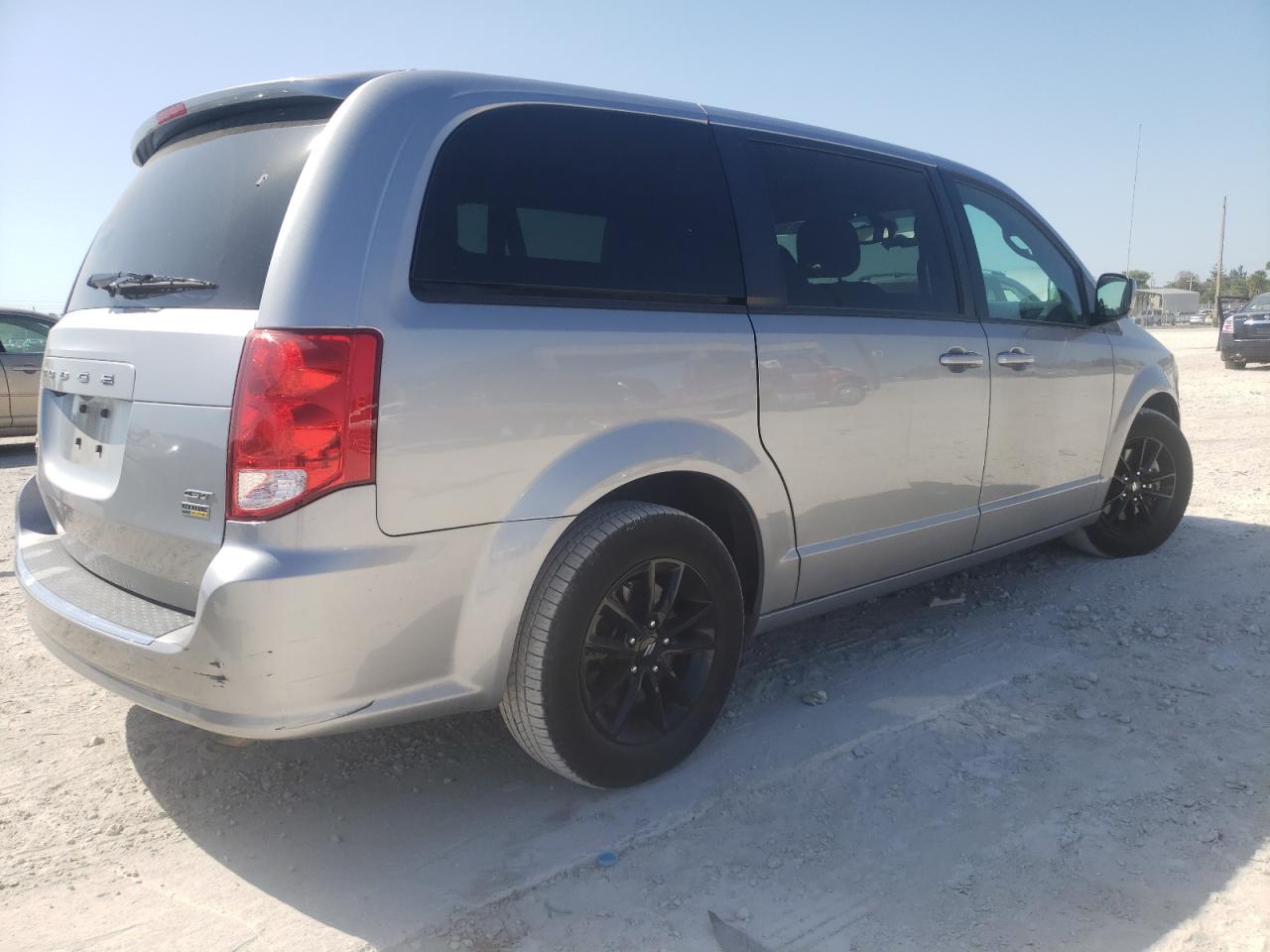 Photo 4 from auction – 2019 DODGE GRAND CARA with VIN 2C4RDGEG9KR768711