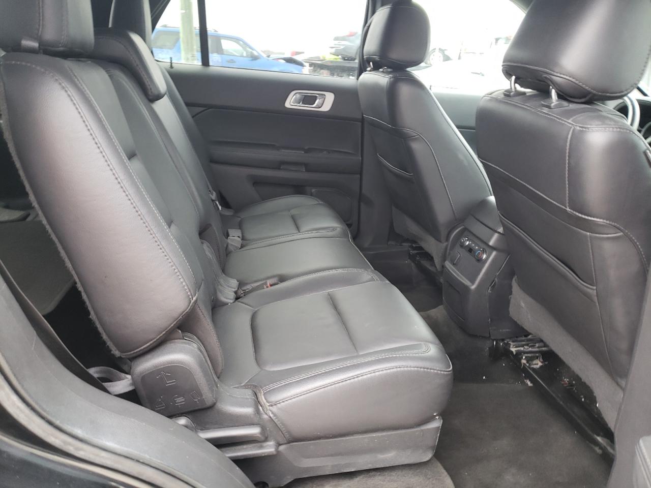 Photo 6 from auction – 2015 FORD EXPLORER X with VIN 1FM5K8D82FGB24927